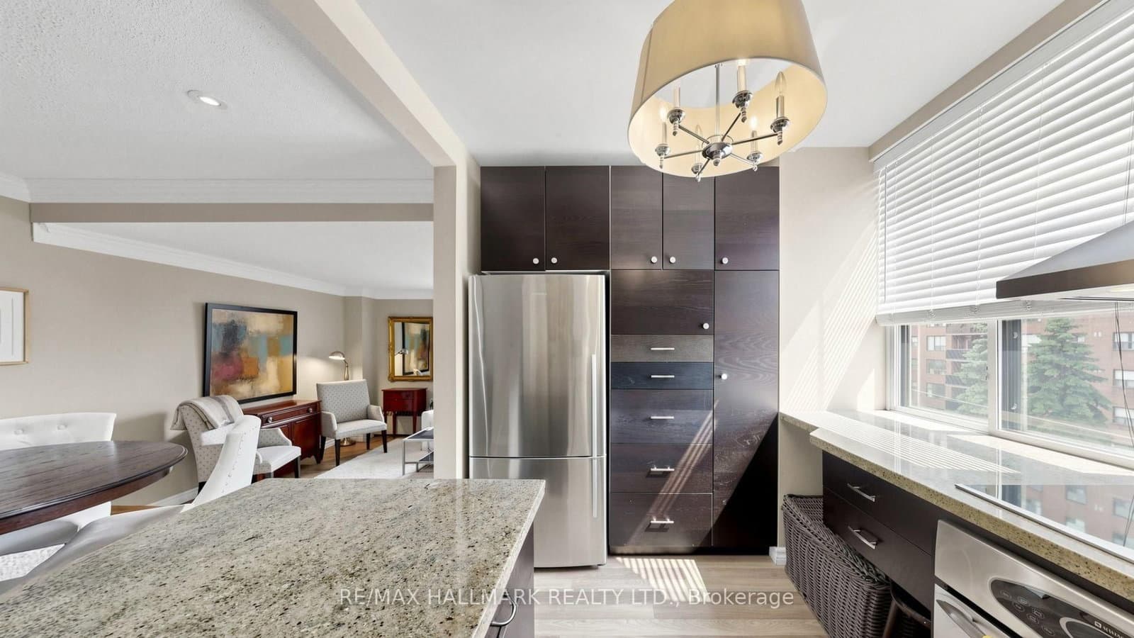 49 Queen Street E, Unit 402 thumbnail 18