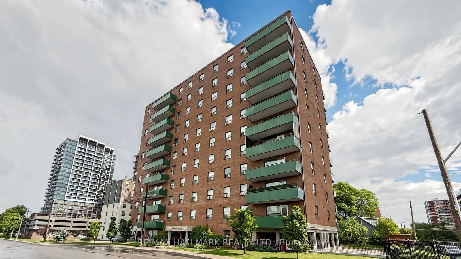 49 Queen Street E, Unit 402 thumbnail 2