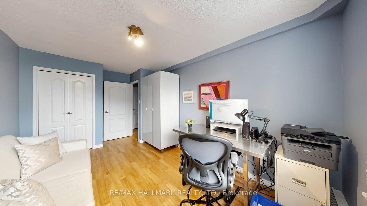 49 Queen Street E, Unit 402 thumbnail 23