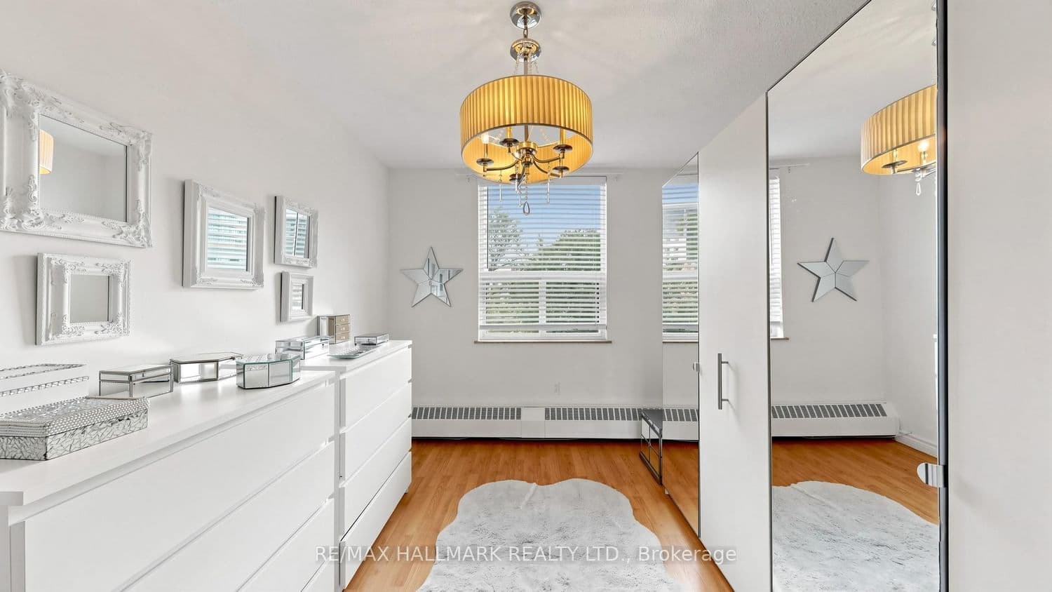 49 Queen Street E, Unit 402 thumbnail 30
