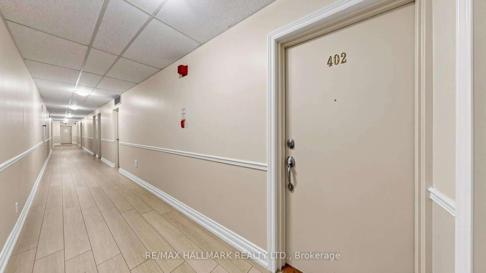 49 Queen Street E, Unit 402 thumbnail 37