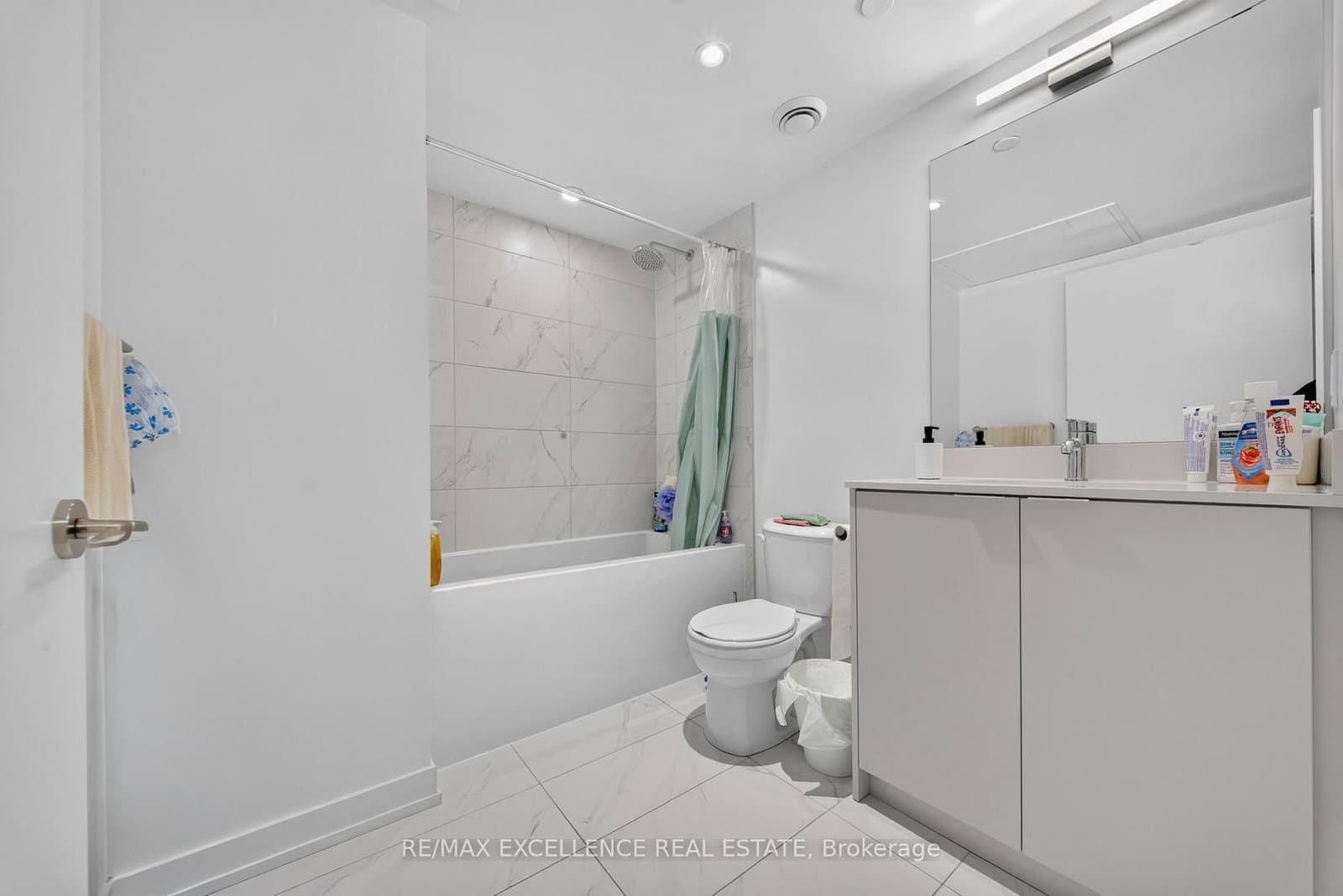6 Chartwell Road, Unit 608 thumbnail 11