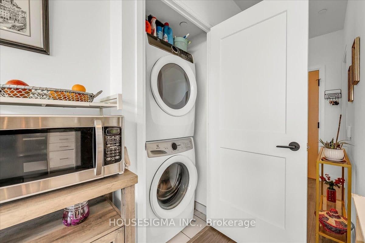 50 George Butchart Drive, Unit 1006 thumbnail 34