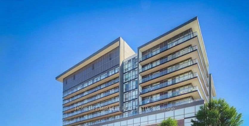 15 James Finlay Way, Unit 628 - Image 1