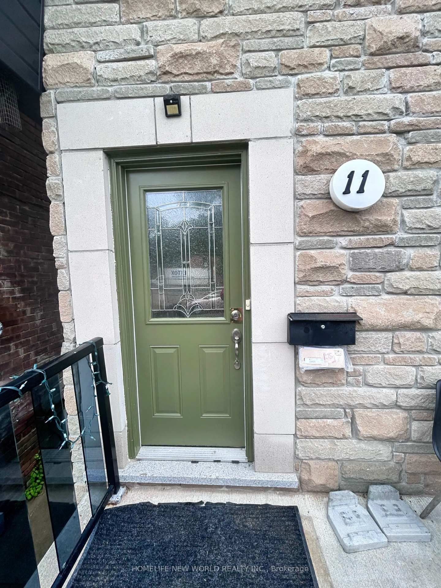 11 Humber Boulevard, Unit upper thumbnail 2