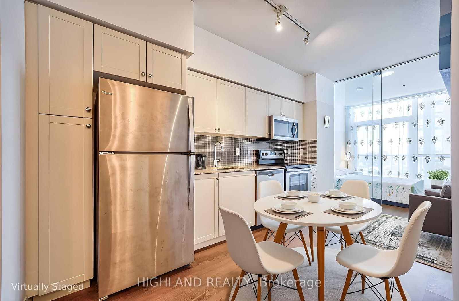 55 Speers Road, Unit 306 thumbnail 5