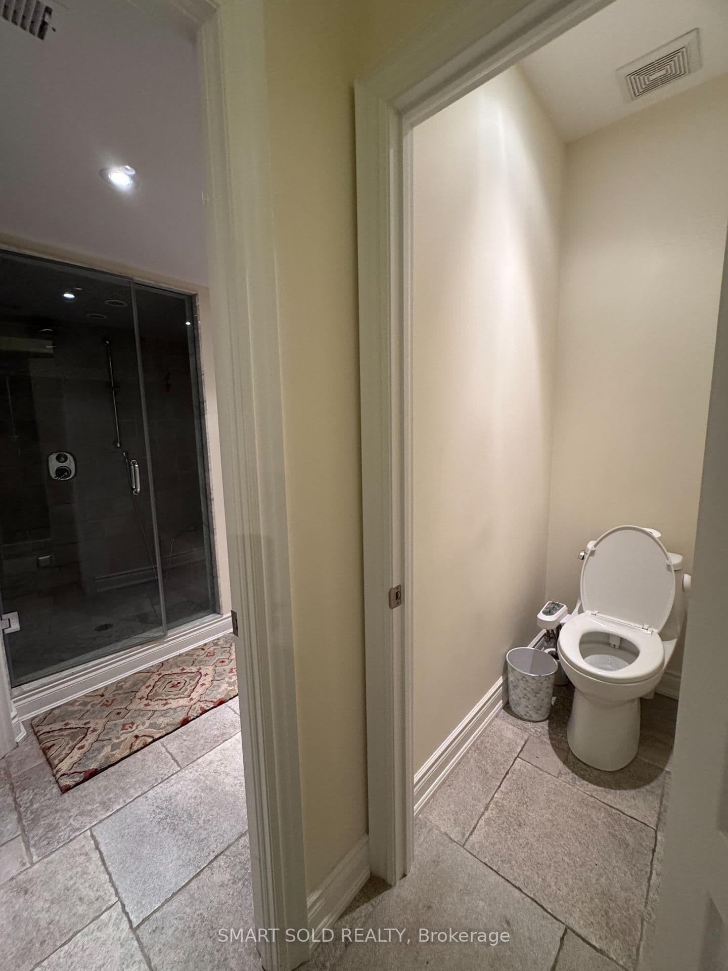 2374 Robmar Drive thumbnail 12