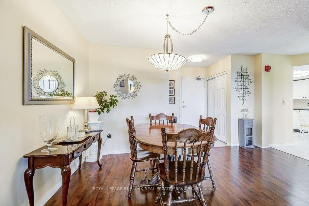1201 North Shore Boulevard E, Unit 706 thumbnail 10