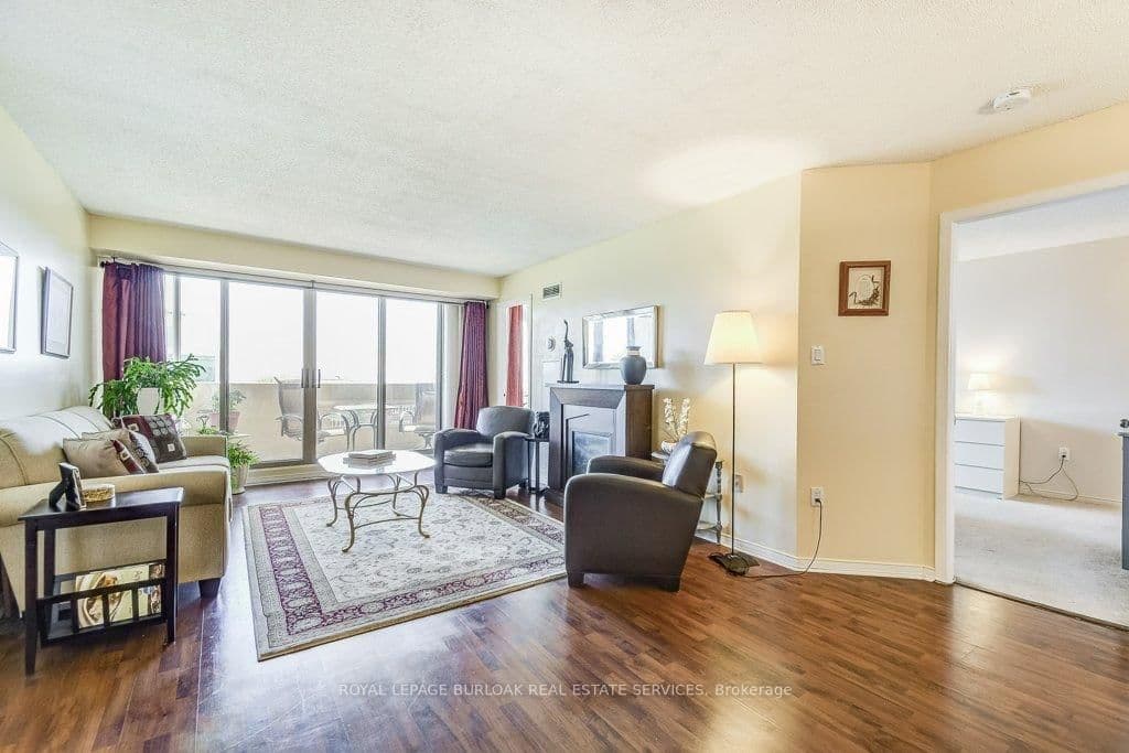 1201 North Shore Boulevard E, Unit 706 thumbnail 11