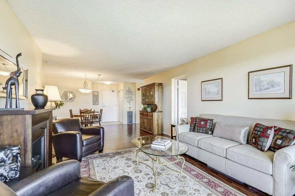 1201 North Shore Boulevard E, Unit 706 thumbnail 13