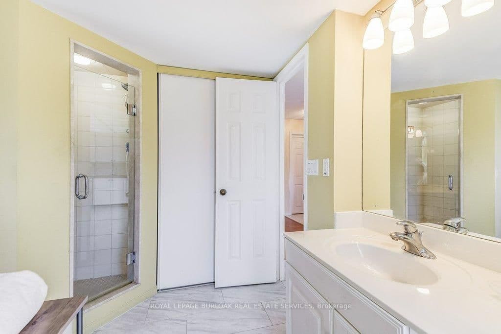 1201 North Shore Boulevard E, Unit 706 thumbnail 20