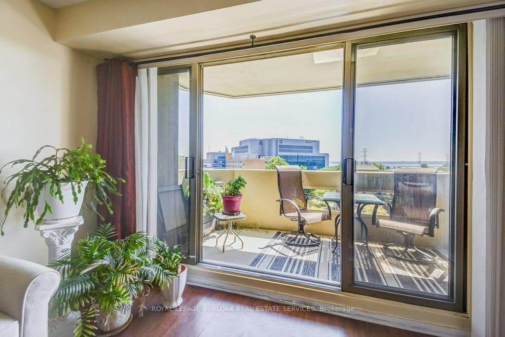 1201 North Shore Boulevard E, Unit 706 thumbnail 30