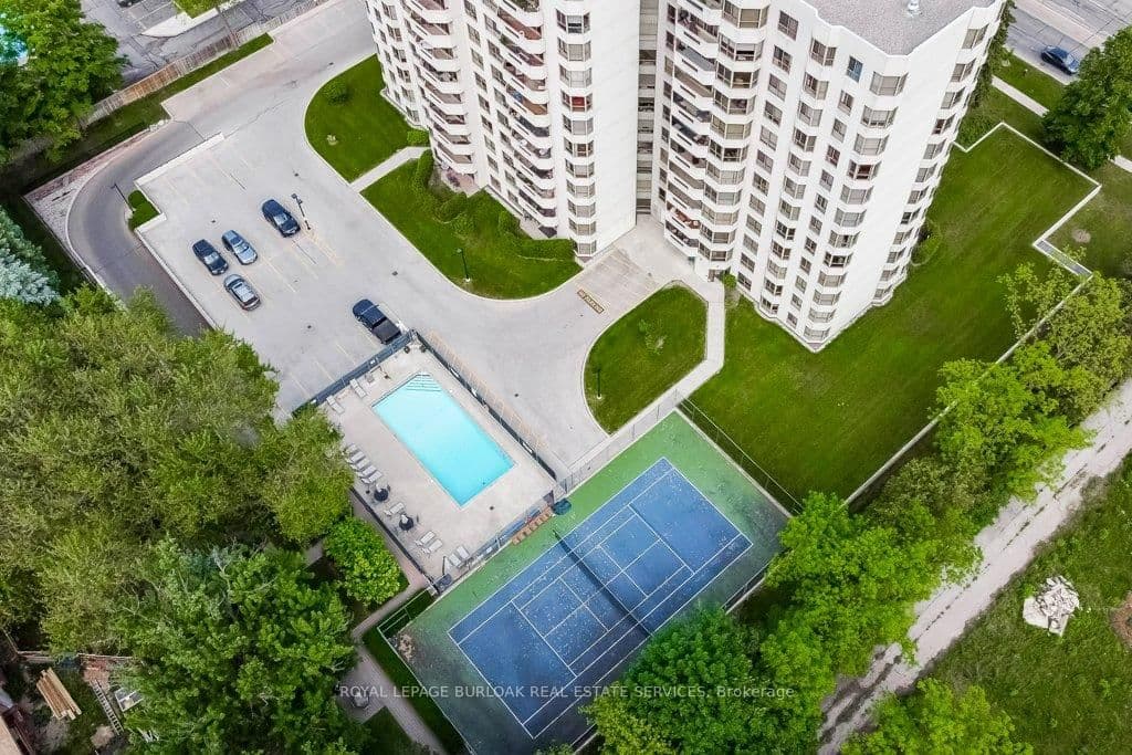 1201 North Shore Boulevard E, Unit 706 thumbnail 45