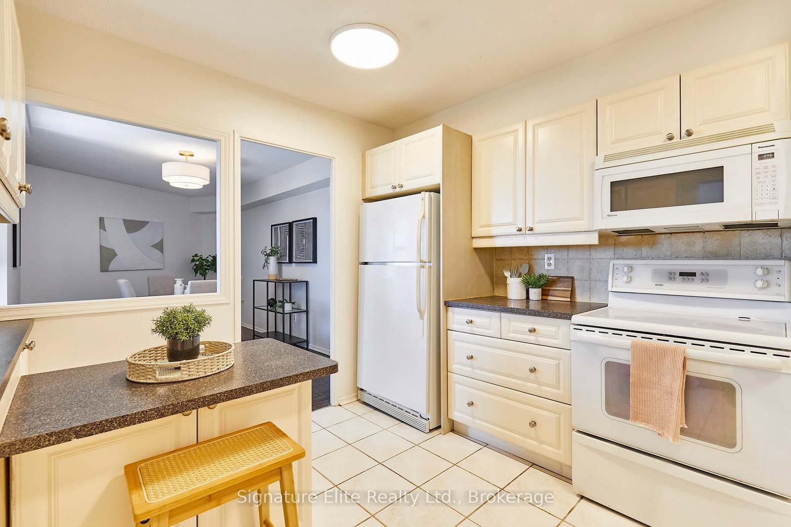 296 Mill Road, Unit E8 thumbnail 20