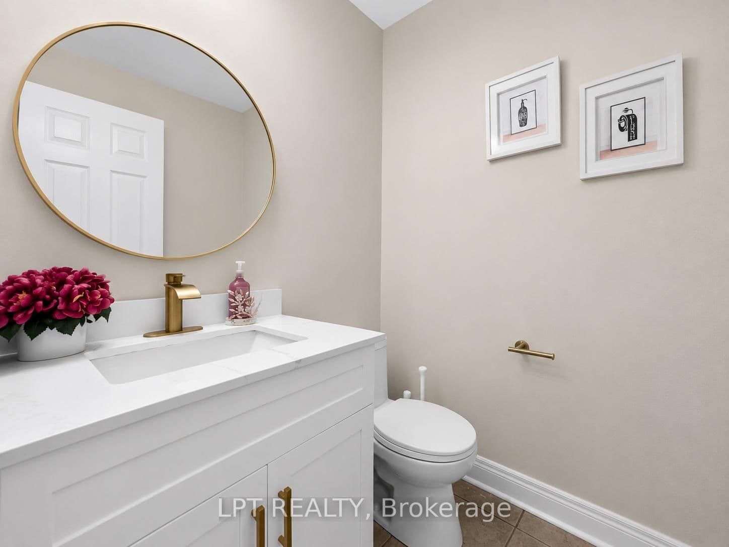 44 Cedar Lake Crescent thumbnail 10