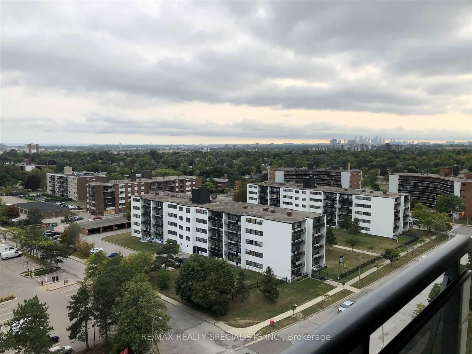 6 Eva Road, Unit 1007 thumbnail 8
