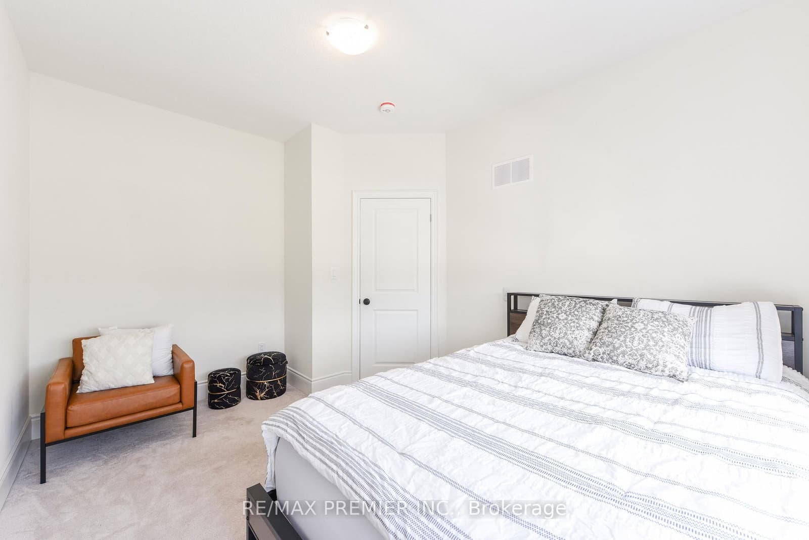 215 Hayrake Street thumbnail 19