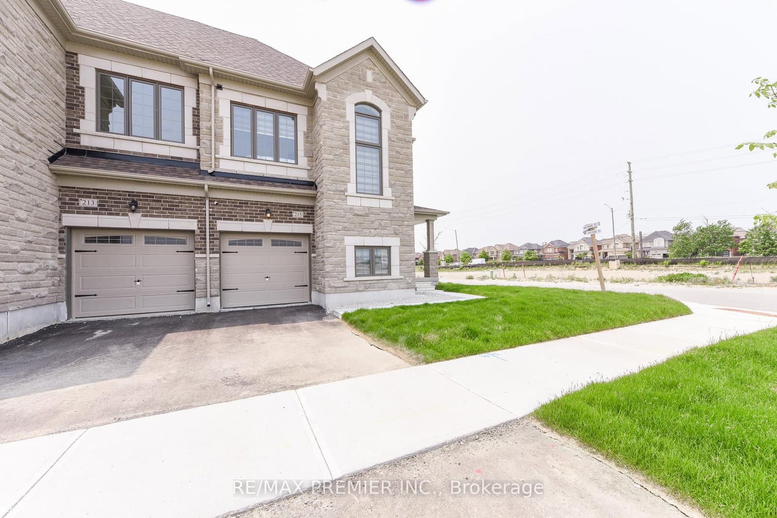 215 Hayrake Street thumbnail 48