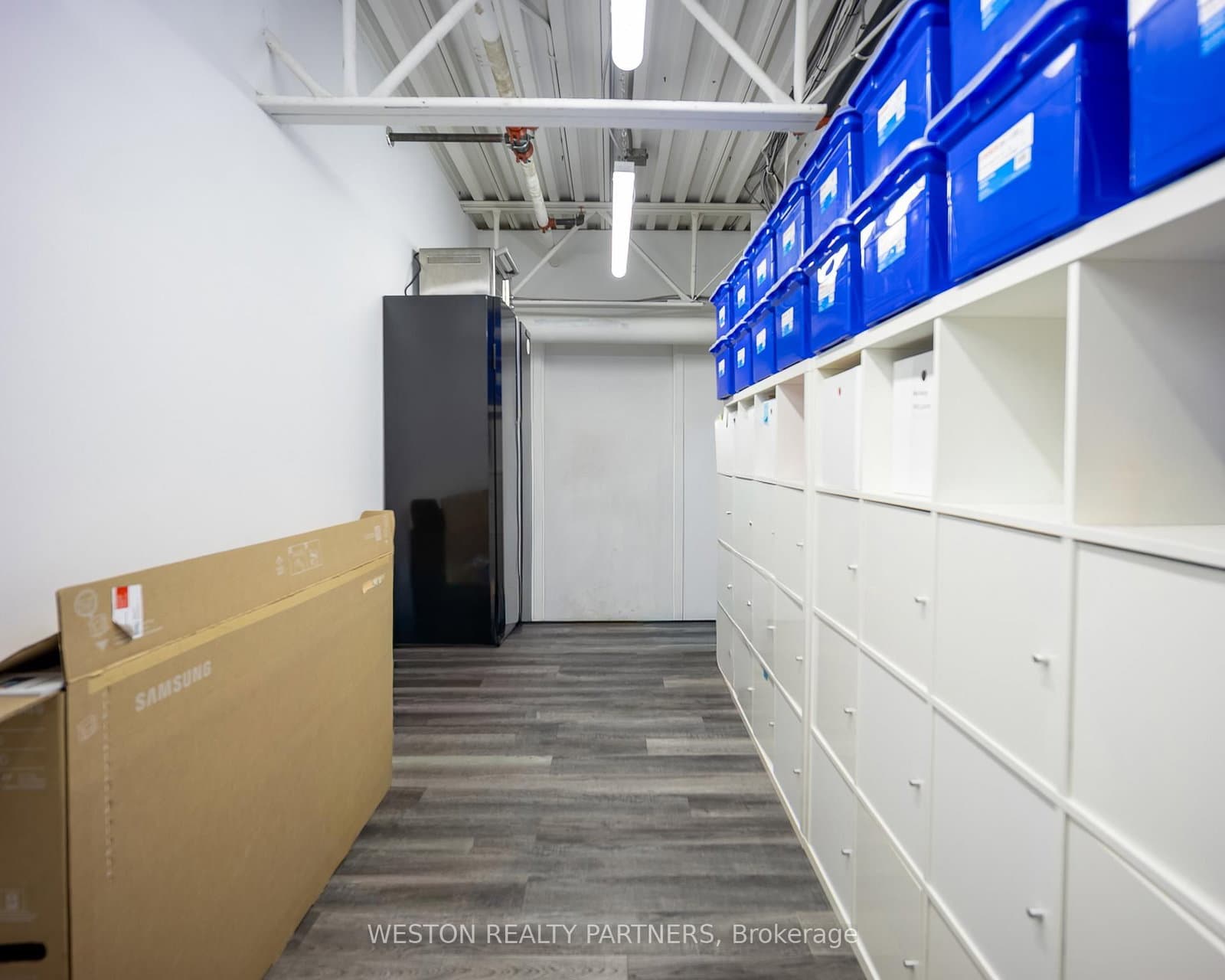 240 Bartor Road, Unit 8 thumbnail 45