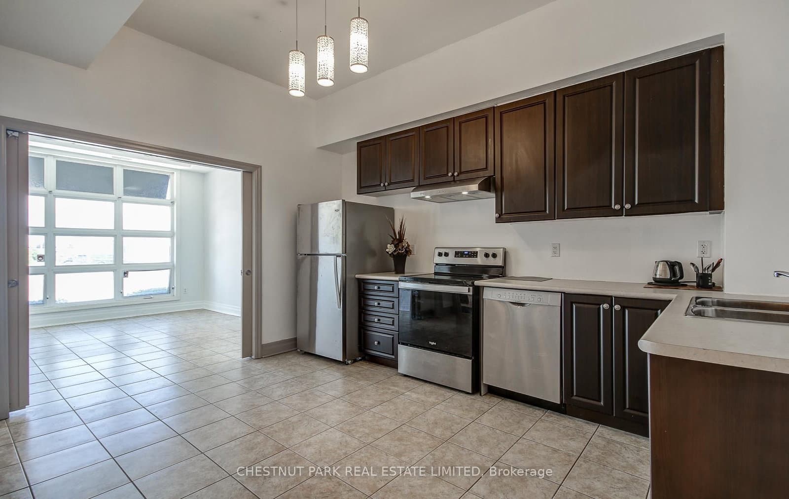 885 Lakeshore Road E, Unit 5 thumbnail 15