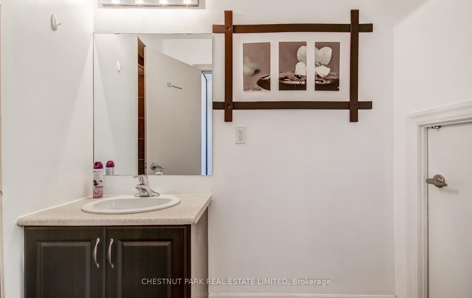 885 Lakeshore Road E, Unit 5 thumbnail 5