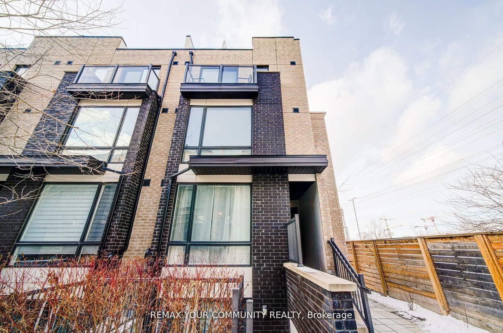 34 Fieldway Road, Unit 146 thumbnail 3