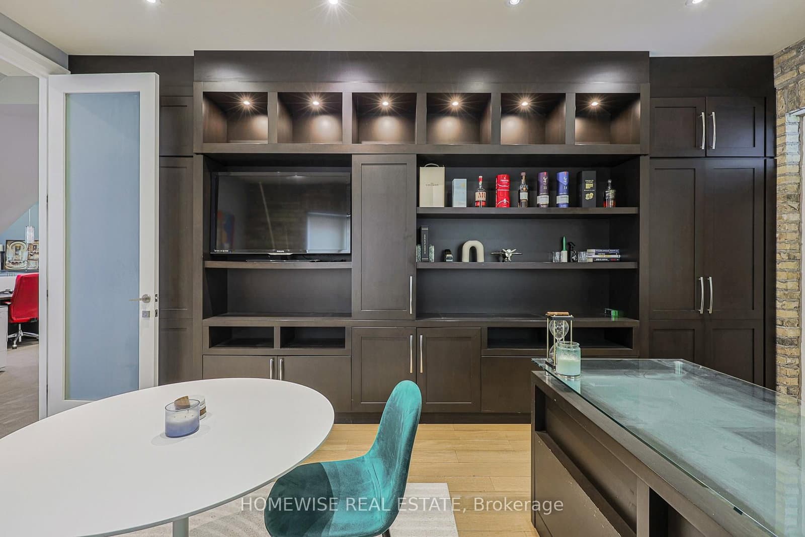 609 Marlee Avenue, Unit E thumbnail 4