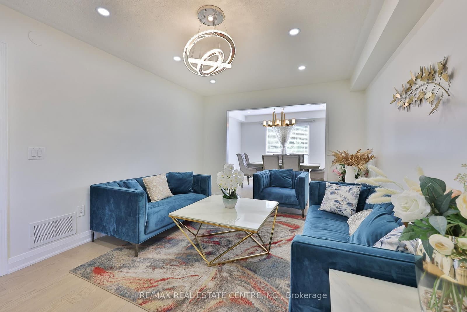 3826 forest bluff Crescent thumbnail 11