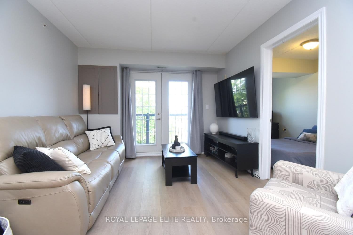 1380 Main Street E, Unit 303 thumbnail 12