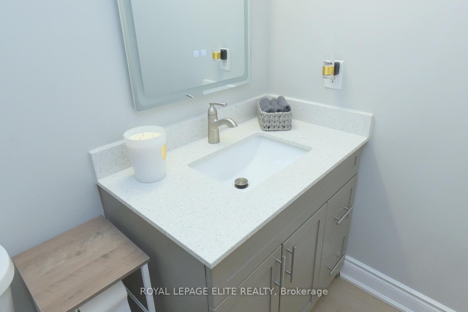 1380 Main Street E, Unit 303 thumbnail 22