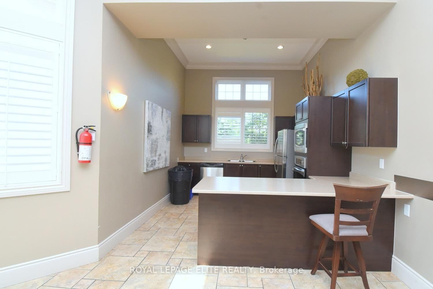 1380 Main Street E, Unit 303 thumbnail 32