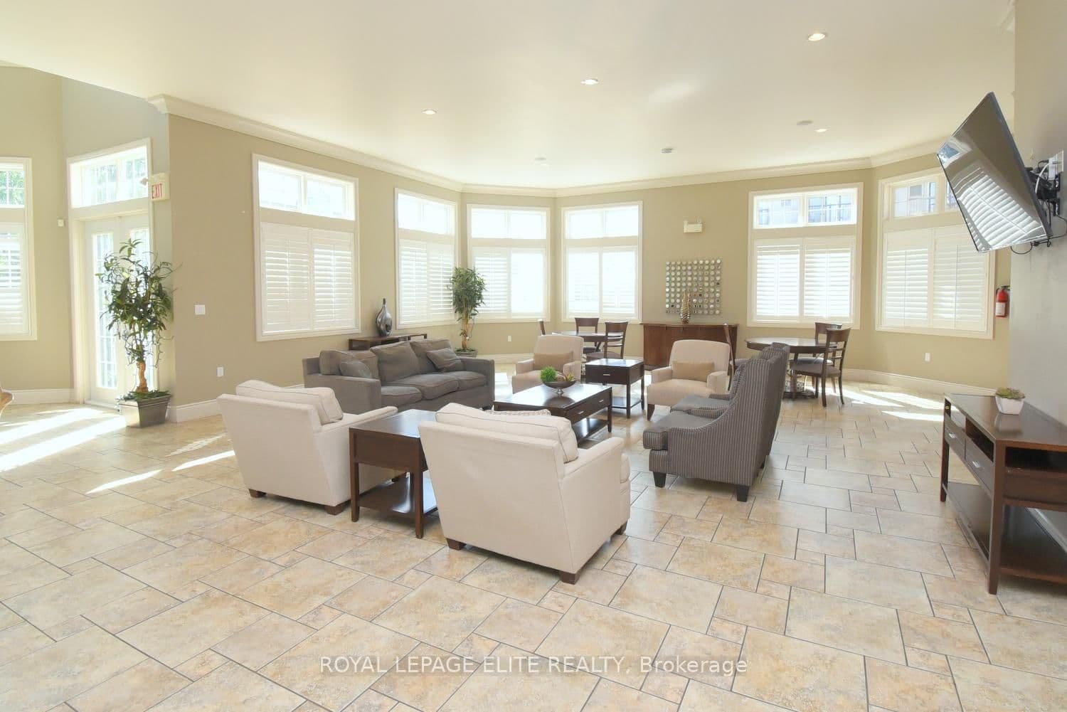 1380 Main Street E, Unit 303 thumbnail 34