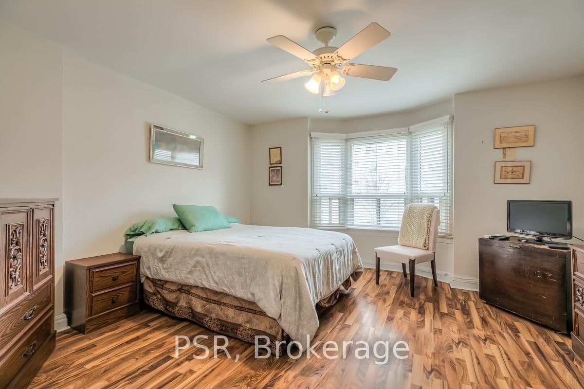41 Springhurst Avenue thumbnail 13