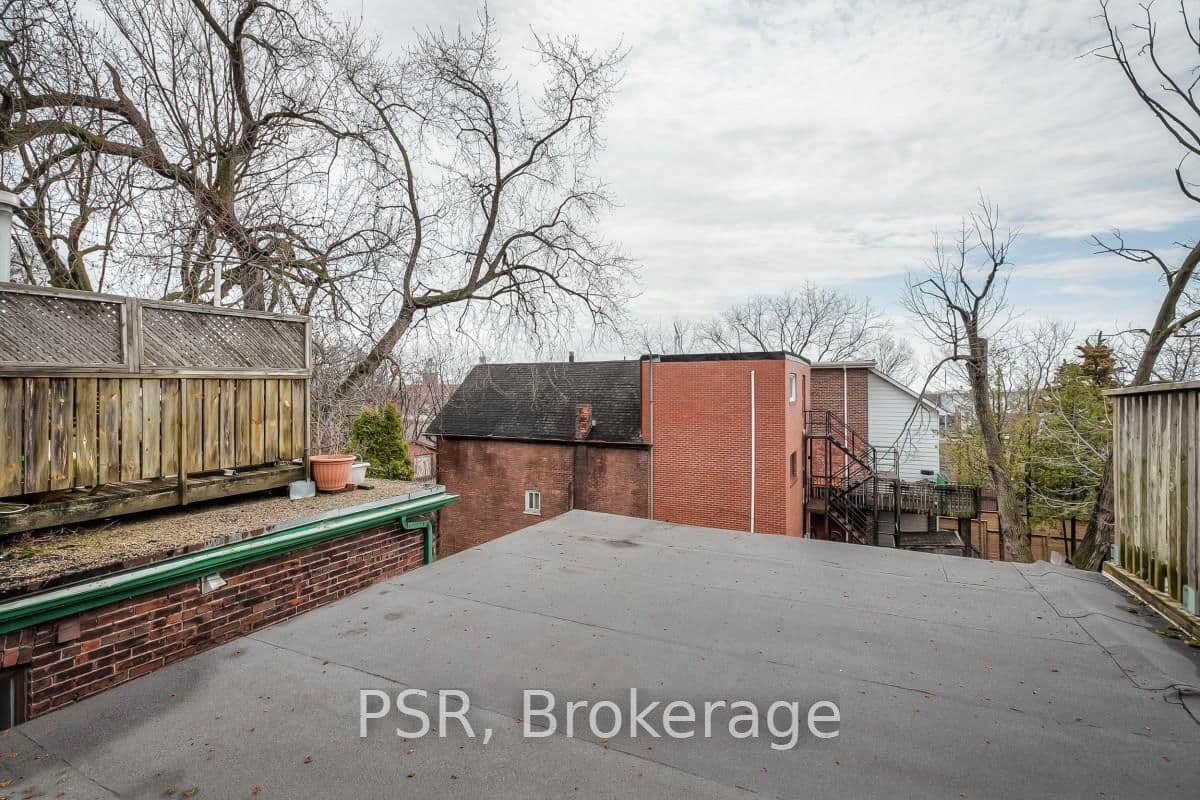 41 Springhurst Avenue thumbnail 23