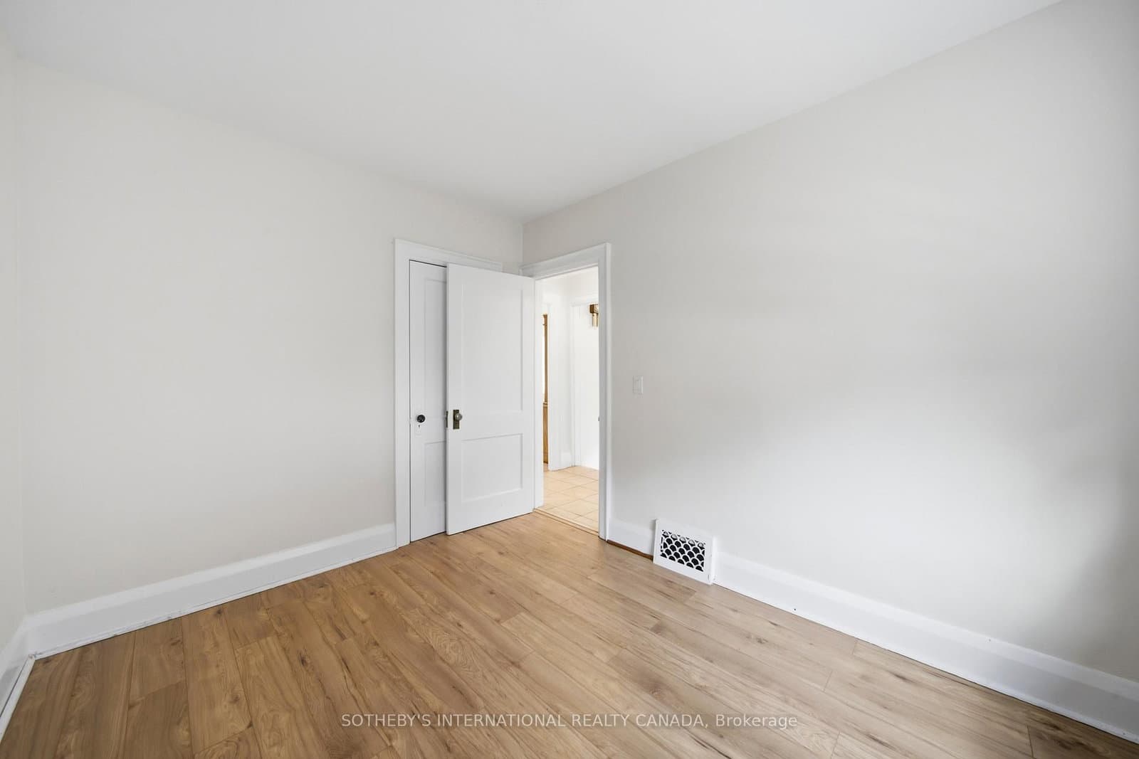 20 Bicknell Avenue thumbnail 16