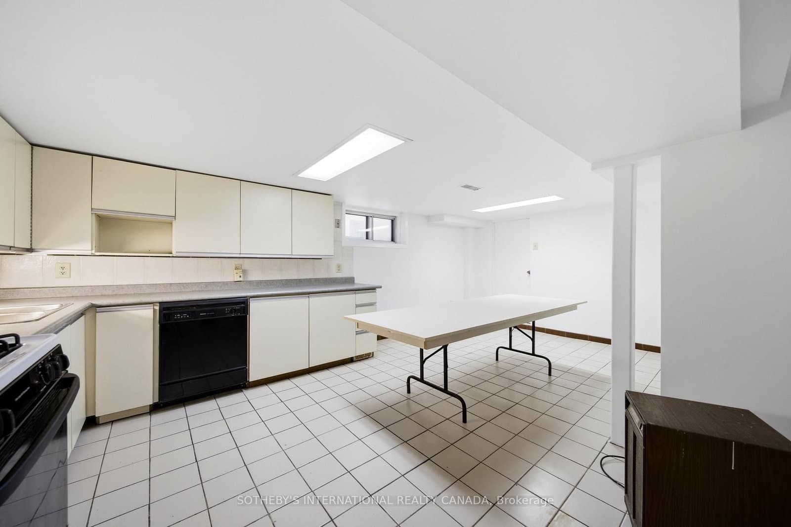 20 Bicknell Avenue thumbnail 29