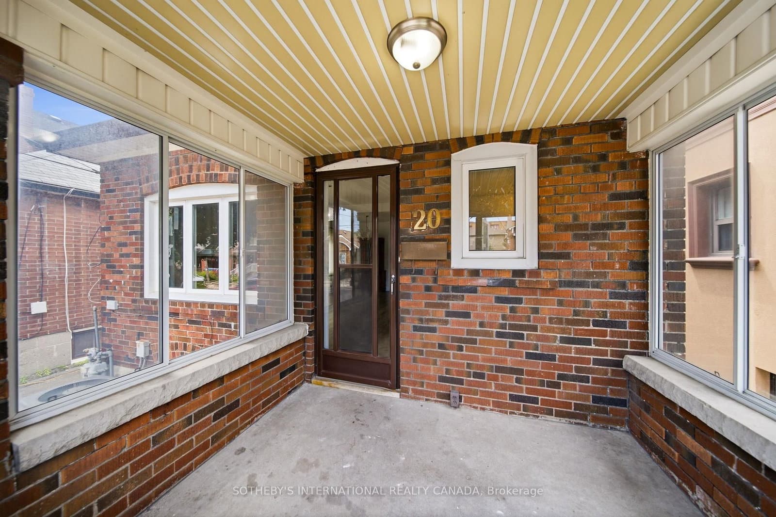 20 Bicknell Avenue thumbnail 4