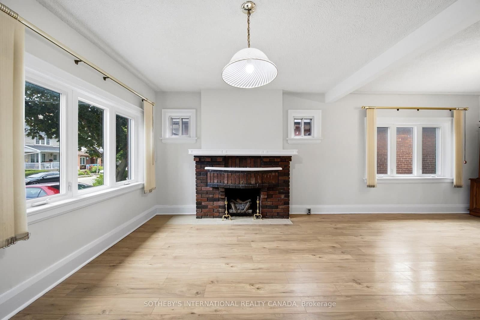 20 Bicknell Avenue thumbnail 8