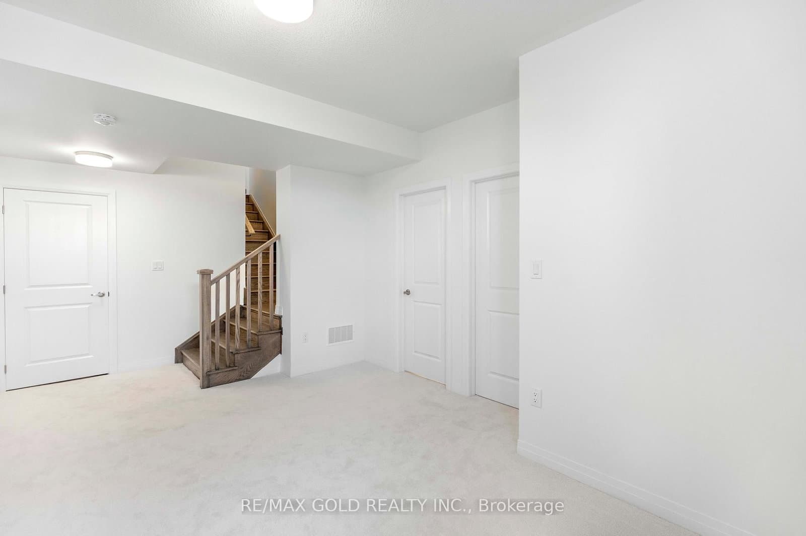 39 Timber Falls Drive thumbnail 37