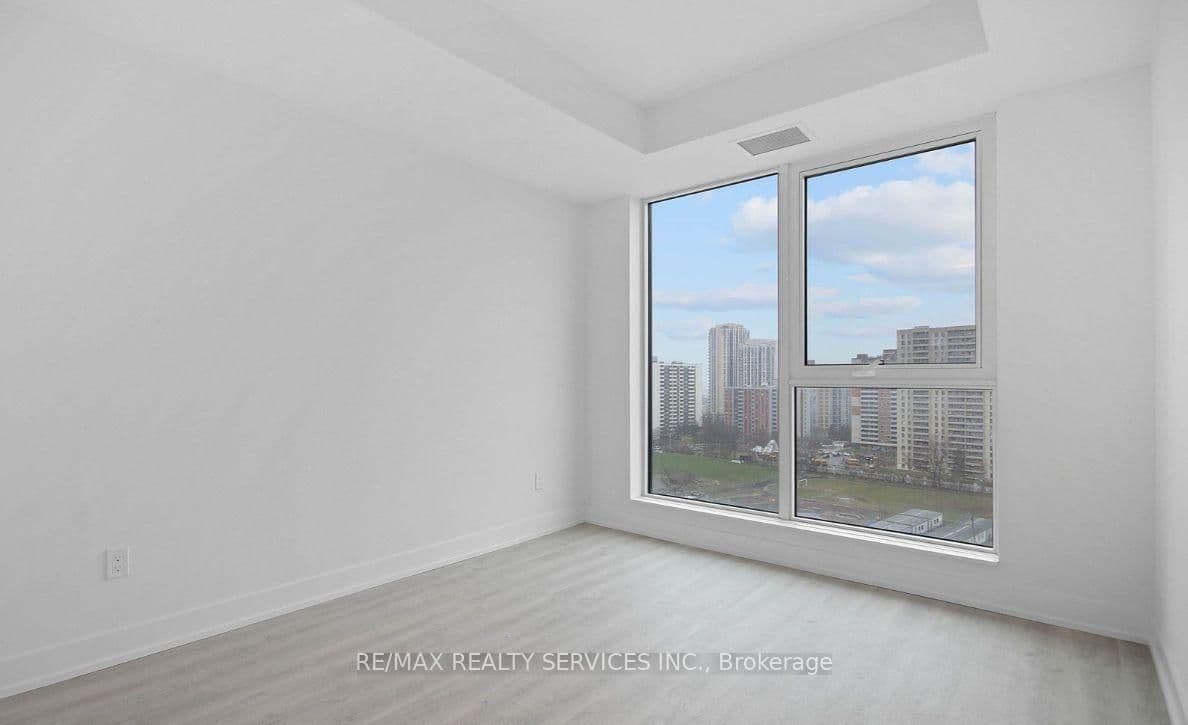 60 Central Park Road Way, Unit 1405 thumbnail 6