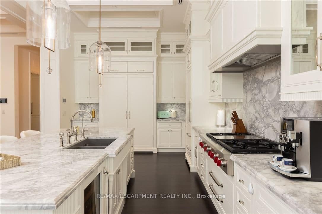 300 RANDALL Street, Unit PH1 thumbnail 24