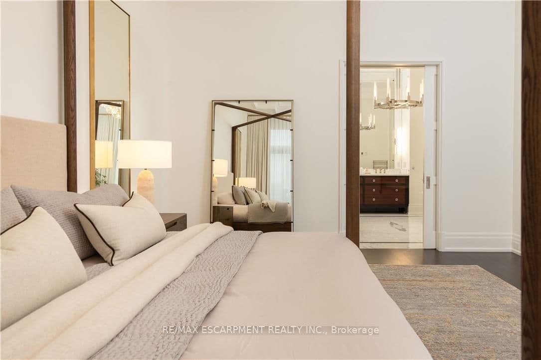 300 RANDALL Street, Unit PH1 thumbnail 28