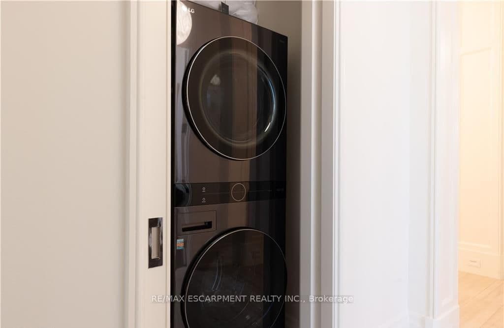 300 RANDALL Street, Unit PH1 thumbnail 38