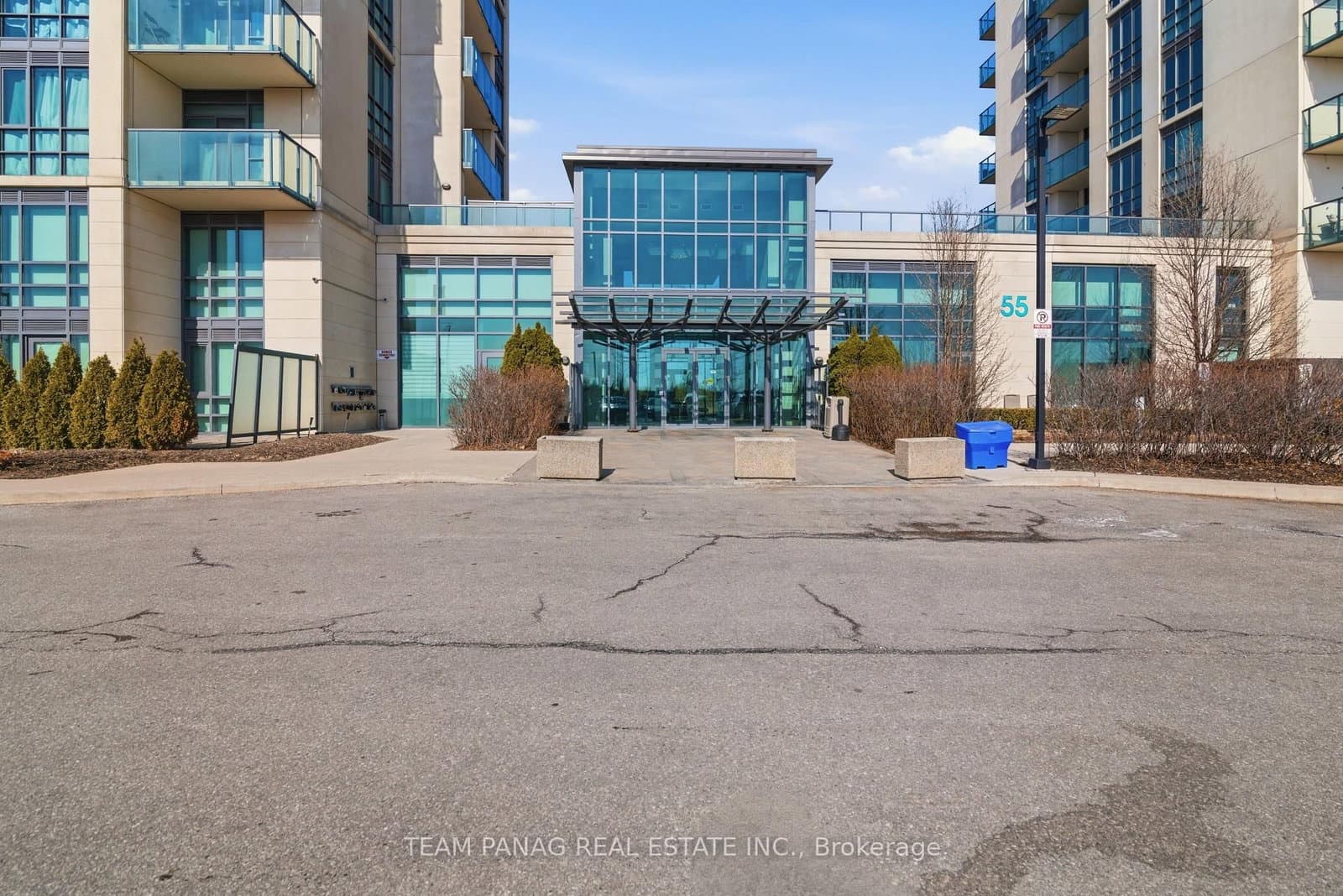 45 Yorkland Boulevard, Unit 209 thumbnail 3