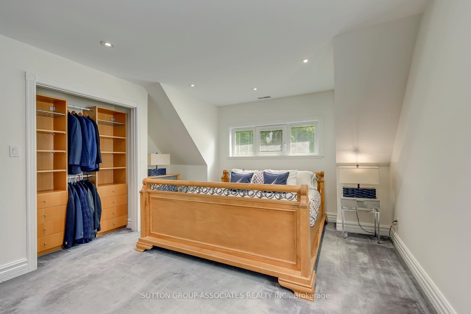 18 Martin Grove Road thumbnail 23