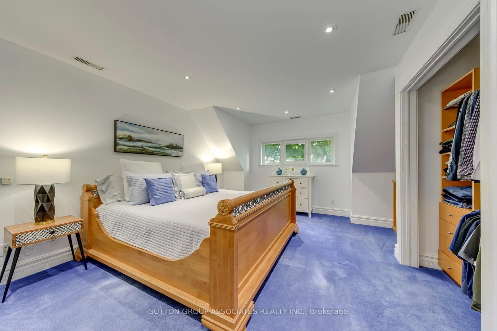 18 Martin Grove Road thumbnail 24