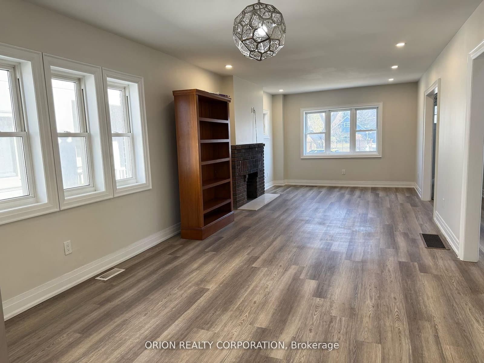 1016 Haig Boulevard thumbnail 26