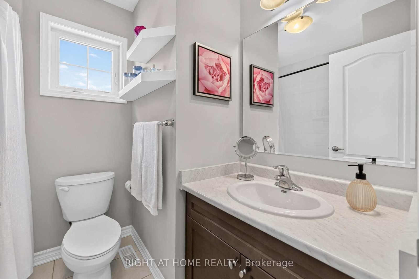 615 Hepburn Road thumbnail 37