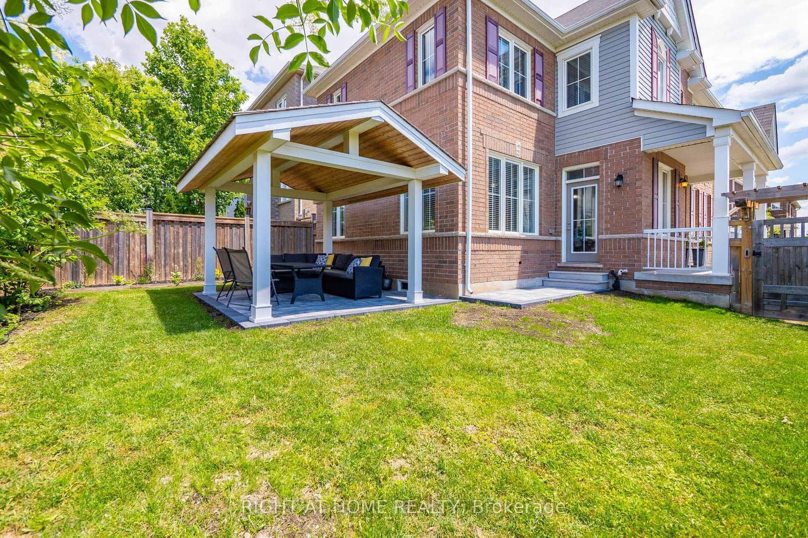 615 Hepburn Road thumbnail 40