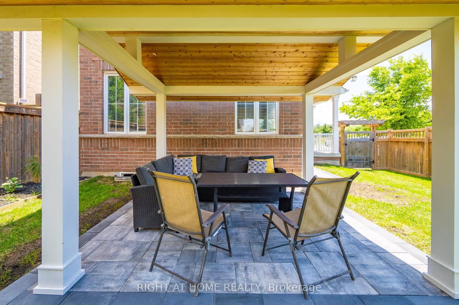 615 Hepburn Road thumbnail 44